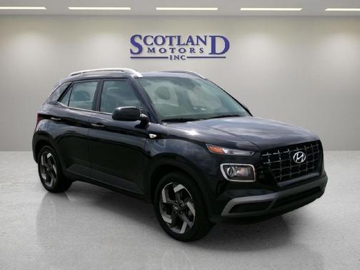 2024 Hyundai VENUE SEL