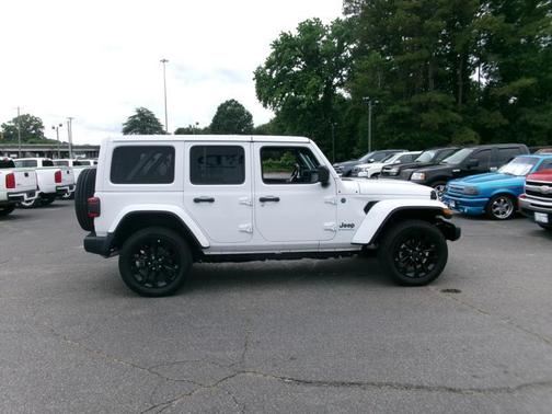 Bright White Clearcoat 2025 Jeep Wrangler 4xe Sahara
