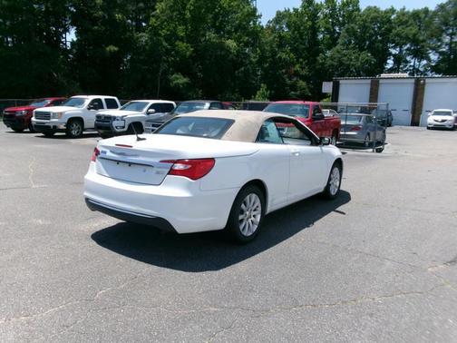 Bright White Clearcoat 2013 Chrysler 200 Touring