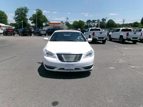 Bright White Clearcoat 2013 Chrysler 200 Touring