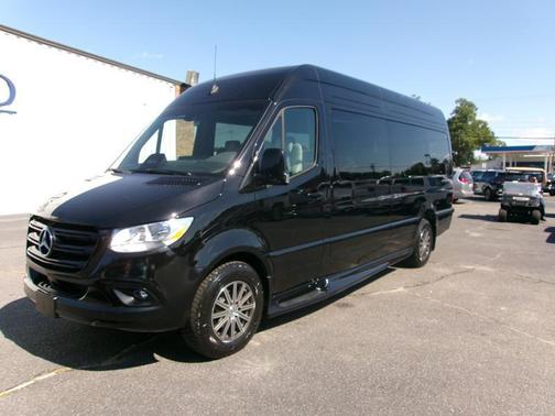 2025 Mercedes-Benz Sprinter 2500 High Roof