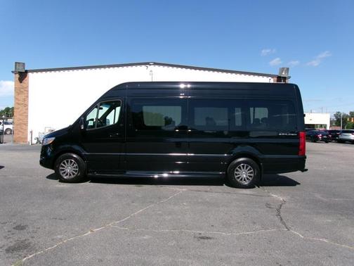 2025 Mercedes-Benz Sprinter 2500 High Roof