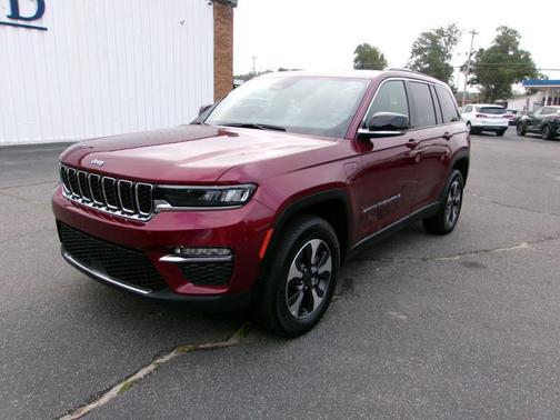 2024 Jeep Grand Cherokee 4xe Base