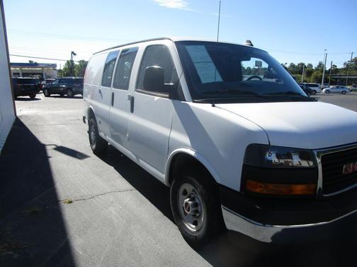 Photo 4 of 20 of 2020 GMC Savana 2500 Work Van