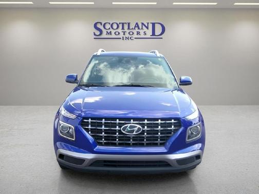 2024 Hyundai VENUE SEL