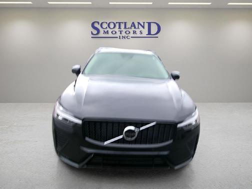 2025 Volvo XC60 B5 Ultra