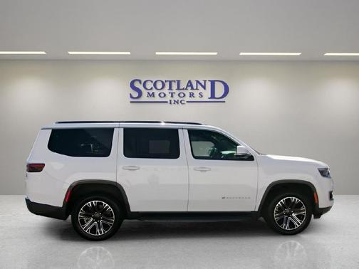 2022 Jeep Wagoneer Series III 4x4