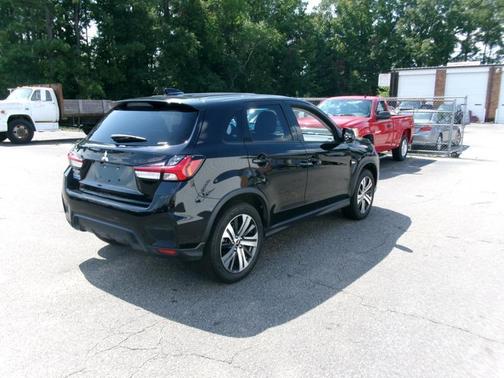 Labrador Black Pearl 2025 Mitsubishi Outlander Sport 2.0 ES