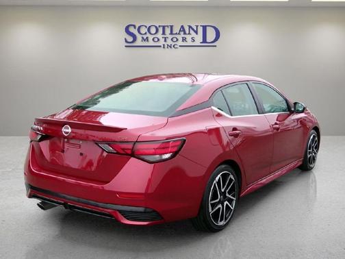 2025 Nissan Sentra SR