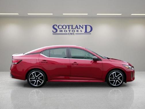 2025 Nissan Sentra SR