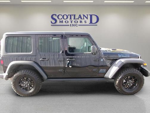 2025 Jeep Wrangler 4xe Willys