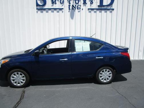 Photo 1 of 19 of 2018 Nissan Versa 1.6 SV