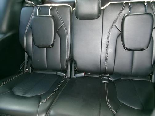 Diamond Black Crystal Pearlcoat 2025 Chrysler Pacifica L