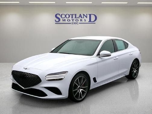 WHITE 2025 Genesis G70 2.5T RWD