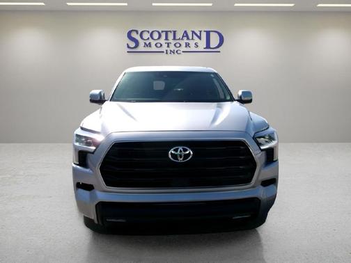 2025 Toyota Sequoia SR5