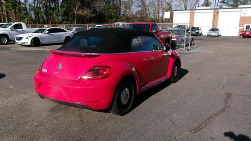 2016 Volkswagen Beetle 1.8T S