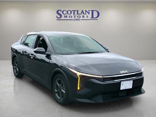 Interstellar Gray 2025 Kia K4 LXS