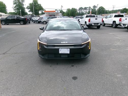 Interstellar Gray 2025 Kia K4 LXS
