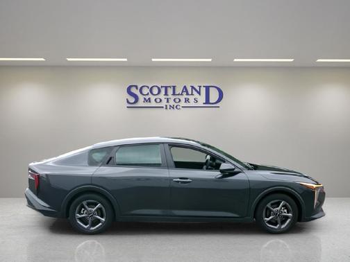 Interstellar Gray 2025 Kia K4 LXS
