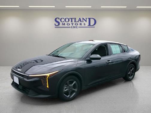 Interstellar Gray 2025 Kia K4 LXS