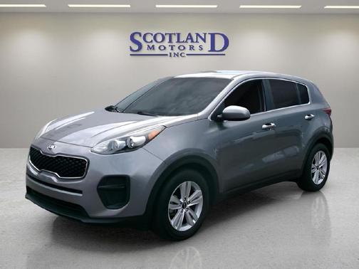 Mineral Silver 2018 Kia Sportage LX