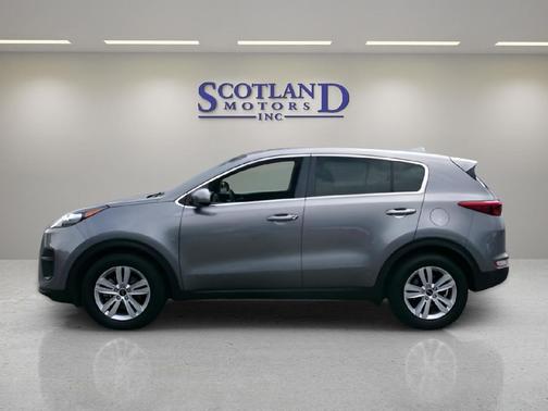 Mineral Silver 2018 Kia Sportage LX