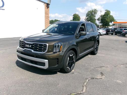 Dark Moss 2025 Kia Telluride S