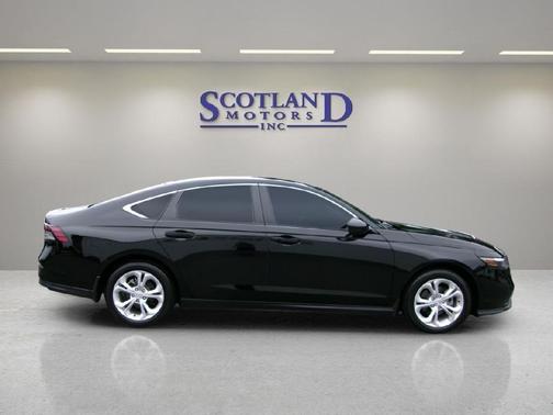 2025 Honda Accord LX 1.5T