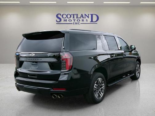 Black 2025 Chevrolet Suburban 4WD Z71