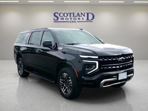 Black 2025 Chevrolet Suburban 4WD Z71