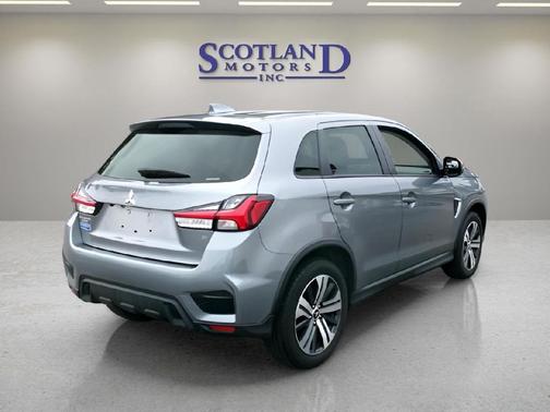 Alloy Silver Metallic 2025 Mitsubishi Outlander Sport 2.0 ES