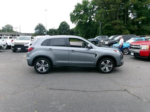 Alloy Silver Metallic 2025 Mitsubishi Outlander Sport 2.0 ES