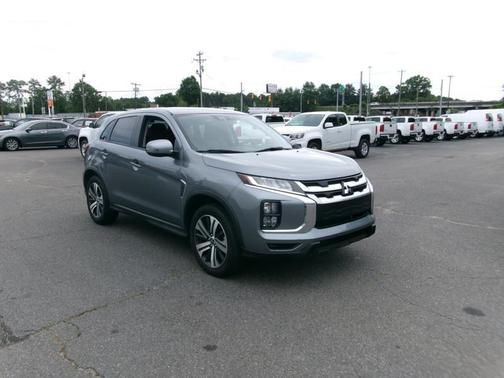 Alloy Silver Metallic 2025 Mitsubishi Outlander Sport 2.0 ES