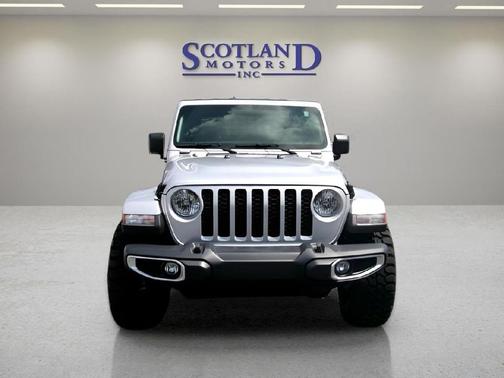 2023 Jeep Gladiator Sport S