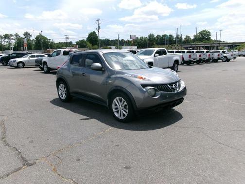 Gun Metallic 2011 Nissan Juke SV