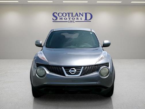 Gun Metallic 2011 Nissan Juke SV