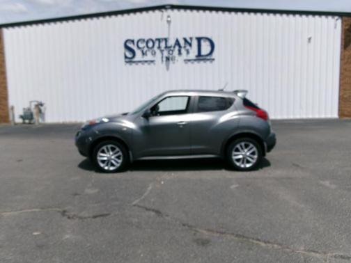 Gun Metallic 2011 Nissan Juke SV