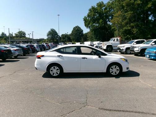 Fresh Powder 2025 Nissan Versa 1.6 S