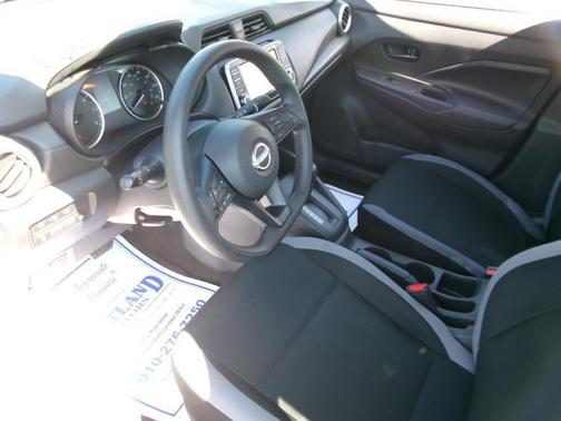 Fresh Powder 2025 Nissan Versa 1.6 S