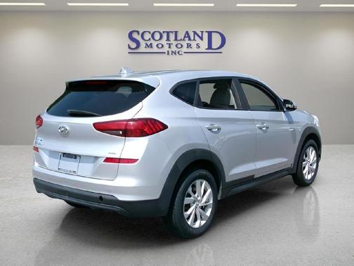 Molten Silver 2019 Hyundai TUCSON SE