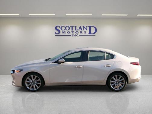 2025 Mazda Mazda3 FWD w/Preferred Package