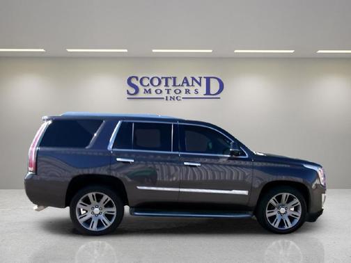 2016 Cadillac Escalade Luxury