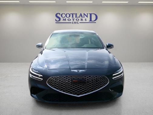 2024 Genesis G70 2.5T RWD