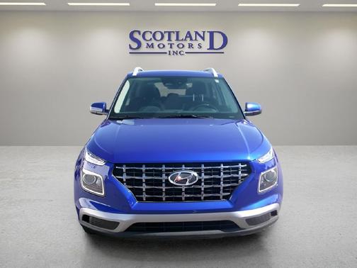 2024 Hyundai VENUE SEL