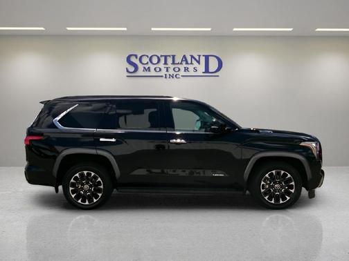 2023 Toyota Sequoia Limited