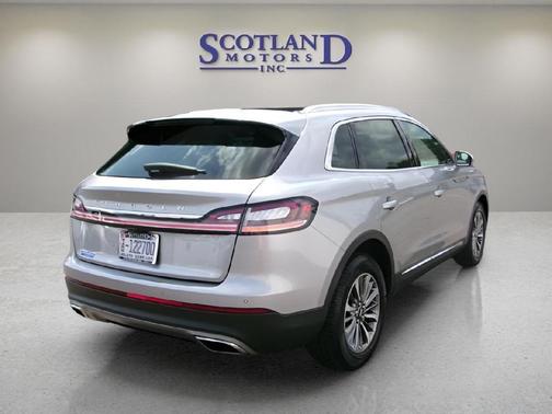 2021 Lincoln Nautilus Reserve