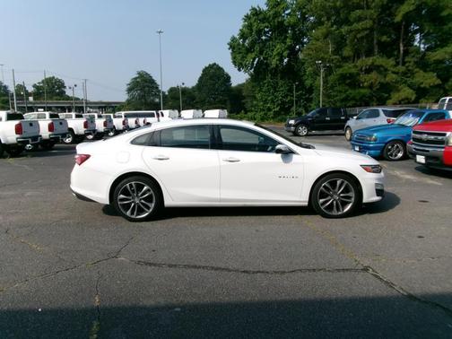 Summit White 2020 Chevrolet Malibu FWD Premier