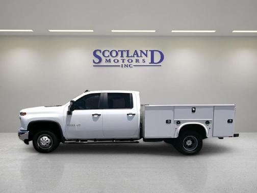 2024 Chevrolet Silverado 3500 WT