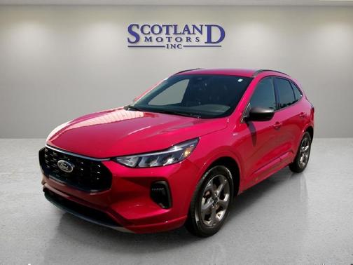 Rapid Red Metallic Tinted Clearcoat 2024 Ford Escape ST-Line