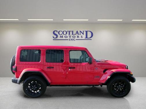 2025 Jeep Wrangler 4xe Sahara